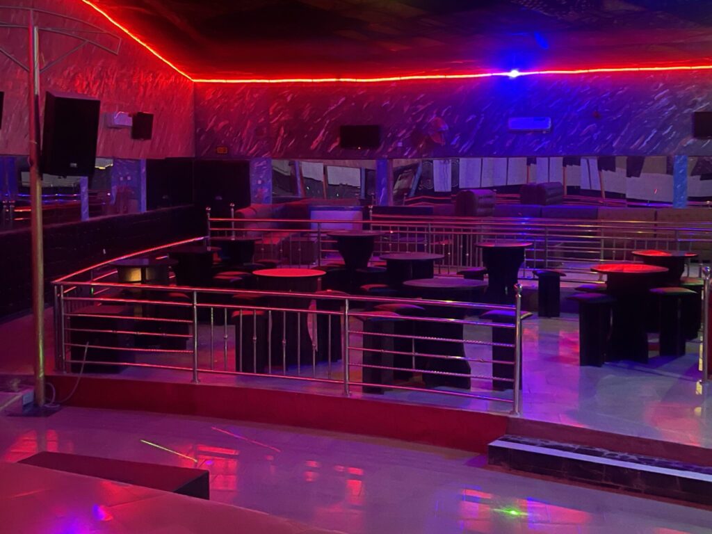 Nightclub3-min